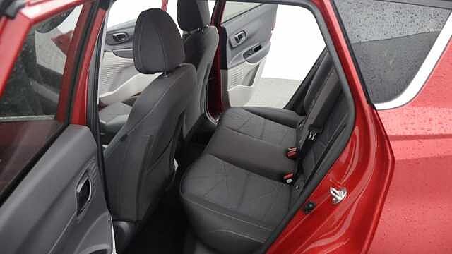 Hyundai BAYON 1.0 T-GDi MHEV Ultimate SUV 5dr Petrol Hybrid DCT Euro 6 (s/s) (100 ps) Red