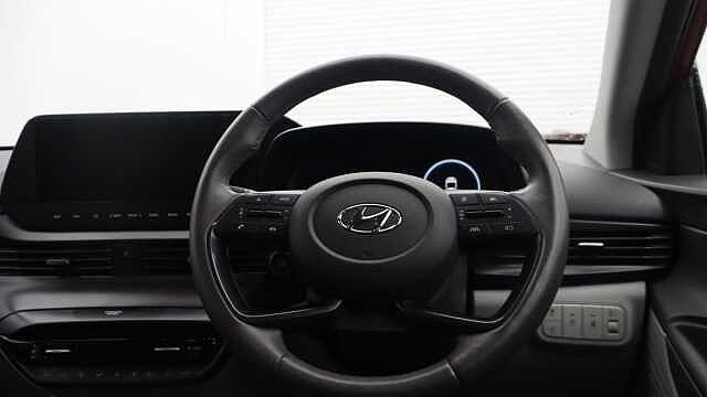 Hyundai BAYON 1.0 T-GDi MHEV Ultimate SUV 5dr Petrol Hybrid DCT Euro 6 (s/s) (100 ps) Red