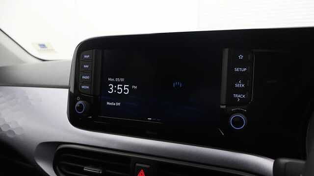 Hyundai i10 1.2 Premium Hatchback 5dr Petrol Auto Euro 6 (s/s) (79 ps)