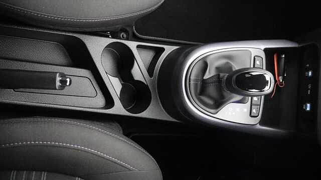 Hyundai i10 1.2 Premium Hatchback 5dr Petrol Auto Euro 6 (s/s) (79 ps)