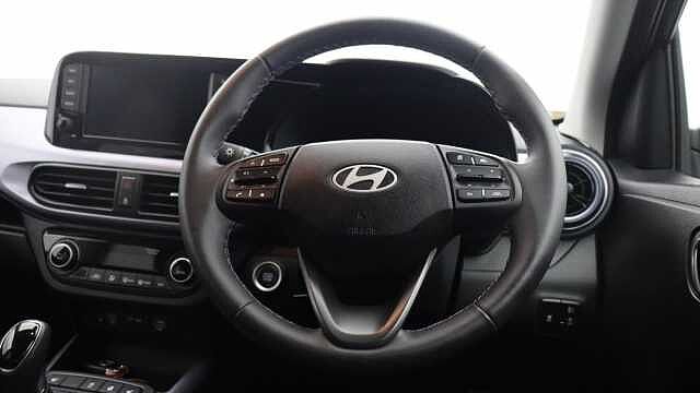 Hyundai i10 1.2 Premium Hatchback 5dr Petrol Auto Euro 6 (s/s) (79 ps)