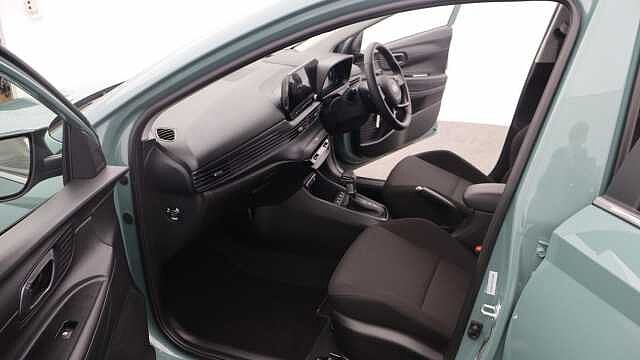 Hyundai BAYON 1.0 T-GDi Premium SUV 5dr Petrol DCT Euro 6 (s/s) (100 ps)