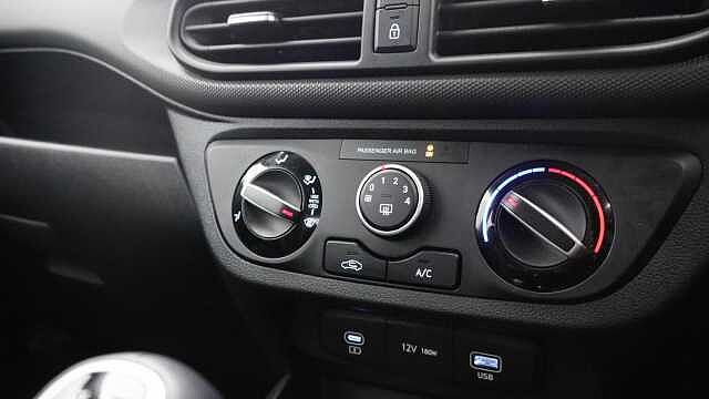 Hyundai i10 1.2 Advance Hatchback 5dr Petrol Manual Euro 6 (s/s) (79 ps)