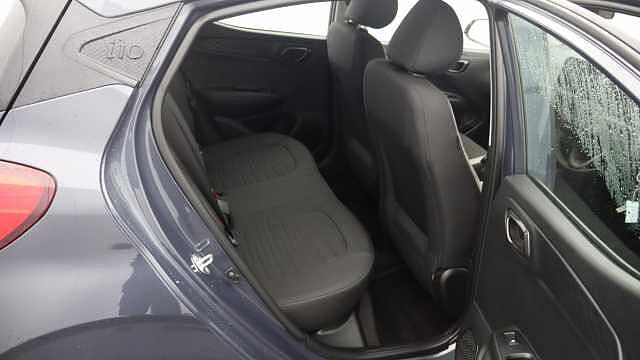 Hyundai i10 1.2 Advance Hatchback 5dr Petrol Manual Euro 6 (s/s) (79 ps)