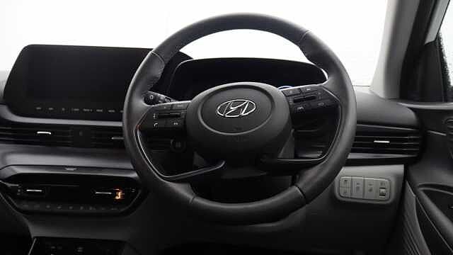 Hyundai BAYON 1.0 T-GDi MHEV Ultimate SUV 5dr Petrol Hybrid Manual Euro 6 (s/s) (120 ps)