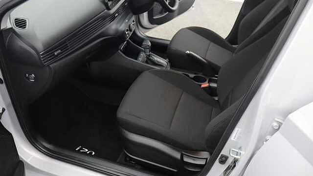 Hyundai I20 1.0 T-GDi Advance Hatchback 5dr Petrol DCT Euro 6 (s/s) (100 ps) Grey