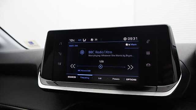 Peugeot 208 1.2 PureTech Active Premium + Hatchback 5dr Petrol Manual Euro 6 (s/s) (100 ps)