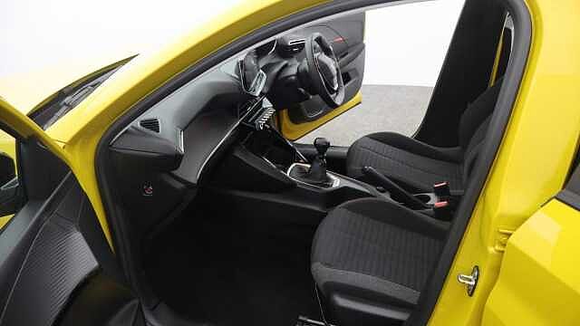 Peugeot 208 1.2 PureTech Active Premium + Hatchback 5dr Petrol Manual Euro 6 (s/s) (100 ps)