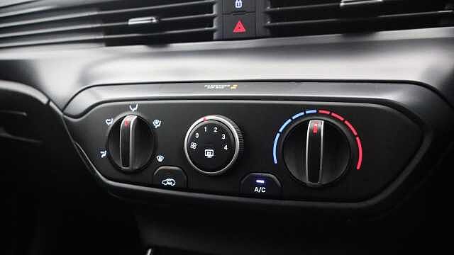 Hyundai BAYON 1.0 T-GDi MHEV SE Connect SUV 5dr Petrol Hybrid Manual Euro 6 (s/s) (100 ps)