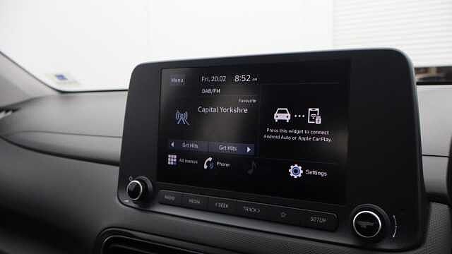 Hyundai KONA SE Connect Red