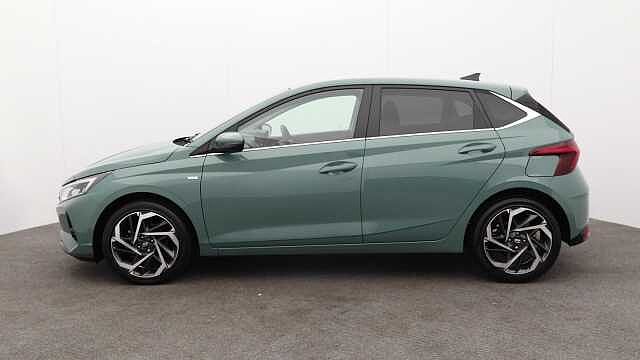 Hyundai I20 1.0 T-GDi MHEV Premium Hatchback 5dr Petrol Hybrid Manual Euro 6 (s/s) (100 ps) Green