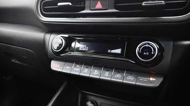 Hyundai KONA 1.6 h-GDi Ultimate SUV 5dr Petrol Hybrid DCT Euro 6 (s/s) (141 ps) Grey