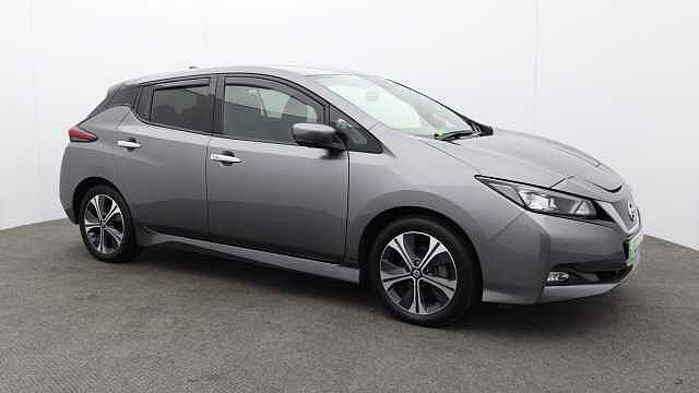Nissan Leaf 40kWh Tekna Hatchback 5dr Electric Auto (150 ps)