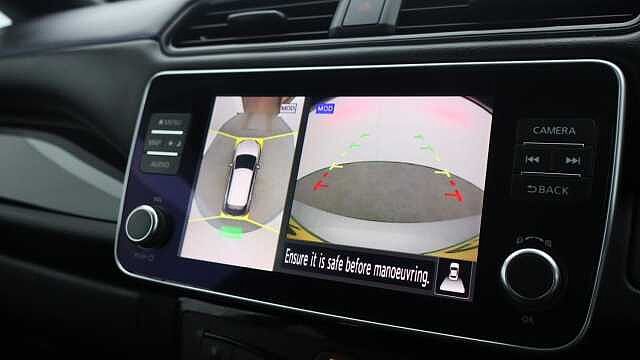 Nissan Leaf 40kWh Tekna Hatchback 5dr Electric Auto (150 ps)