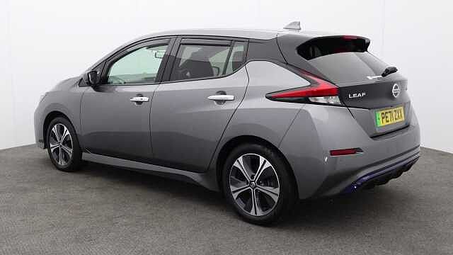 Nissan Leaf 40kWh Tekna Hatchback 5dr Electric Auto (150 ps)