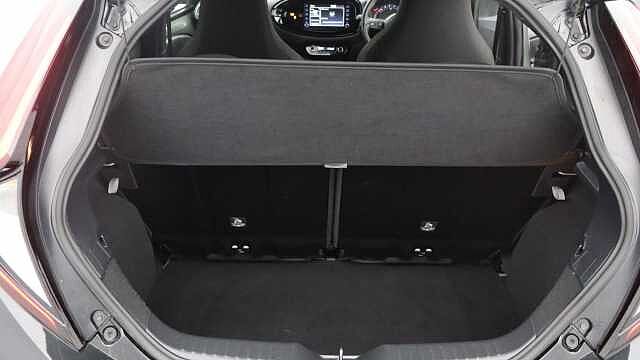 Toyota Aygo X 1.0 VVT-i Edge Hatchback 5dr Petrol Manual Euro 6 (s/s) (72 ps)