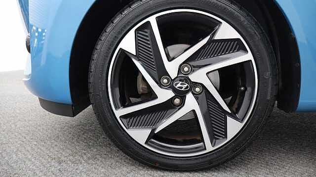 Hyundai i10 1.2 Premium Hatchback 5dr Petrol Auto Euro 6 (s/s) (84 ps)