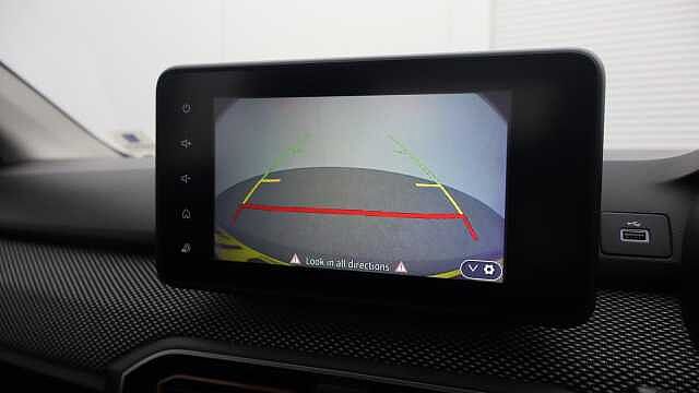 Dacia Sandero Stepway 1.0 TCe Expression Hatchback 5dr Petrol Manual Euro 6 (s/s) (90 ps)