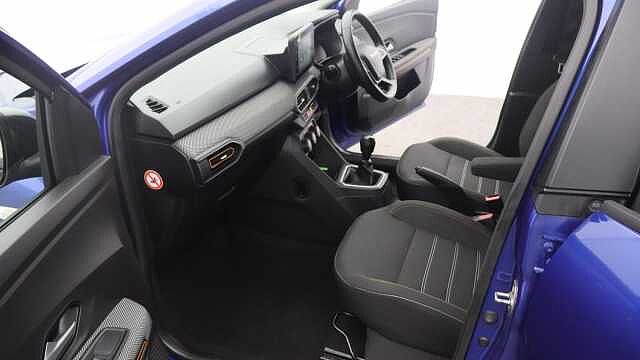 Dacia Sandero Stepway 1.0 TCe Expression Hatchback 5dr Petrol Manual Euro 6 (s/s) (90 ps)