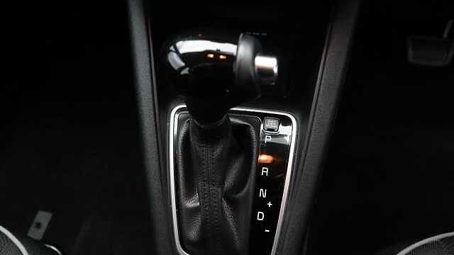 Kia Venga 1.6 2 MPV 5dr Petrol Auto Euro 6 (123 bhp)