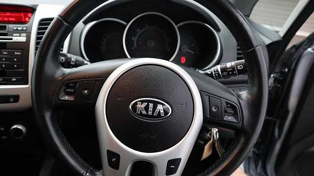 Kia Venga 1.6 2 MPV 5dr Petrol Auto Euro 6 (123 bhp)