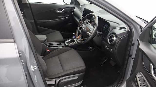 Hyundai KONA 1.6 h-GDi Premium SUV 5dr Petrol Hybrid DCT Euro 6 (s/s) (141 ps)