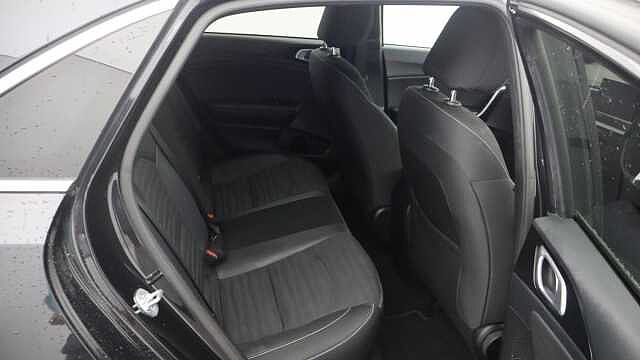 Kia Ceed 1.5 T-GDi GT-Line Hatchback 5dr Petrol Manual Euro 6 (s/s) (158 bhp)