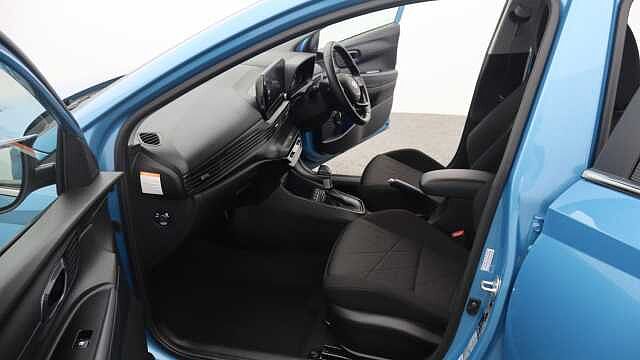 Hyundai BAYON 1.0 T-GDi MHEV Premium SUV 5dr Petrol Hybrid DCT Euro 6 (s/s) (100 ps) Blue