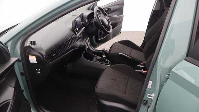 Hyundai BAYON 1.0 T-GDi MHEV SE Connect SUV 5dr Petrol Hybrid Manual Euro 6 (s/s) (100 ps) Green
