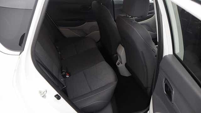 Hyundai BAYON 1.0 T-GDi MHEV Ultimate SUV 5dr Petrol Hybrid Manual Euro 6 (s/s) (100 ps)