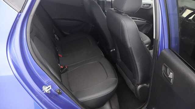 Hyundai i10 1.0 Play Hatchback 5dr Petrol Manual Euro 6 (67 ps)