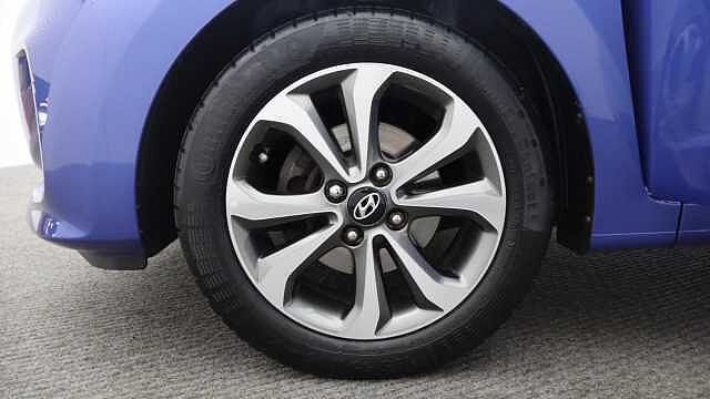 Hyundai i10 1.0 Play Hatchback 5dr Petrol Manual Euro 6 (67 ps)
