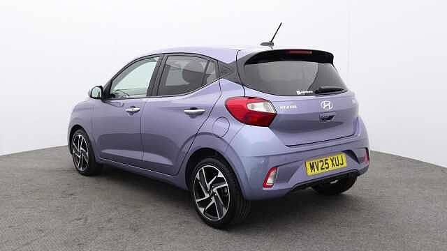 Hyundai i10 1.0 Premium Hatchback 5dr Petrol Manual Euro 6 (s/s) (63 ps)