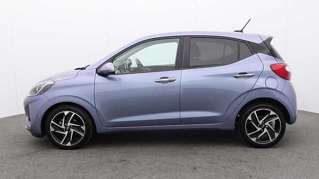 Hyundai i10 1.0 Premium Hatchback 5dr Petrol Manual Euro 6 (s/s) (63 ps)