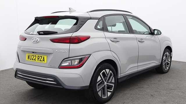 Hyundai KONA 39kWh SE Connect SUV 5dr Electric Auto (10.5kW Charger) (136 ps)