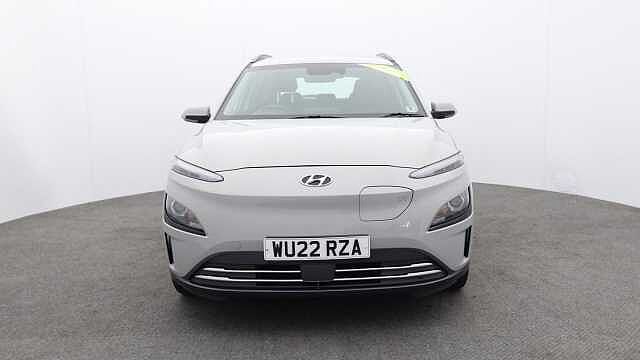 Hyundai KONA 39kWh SE Connect SUV 5dr Electric Auto (10.5kW Charger) (136 ps)