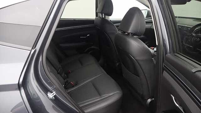 Hyundai TUCSON 1.6 h T-GDi 13.8kWh Ultimate SUV 5dr Petrol Plug-in Hybrid Auto 4WD Euro 6 (s/s)