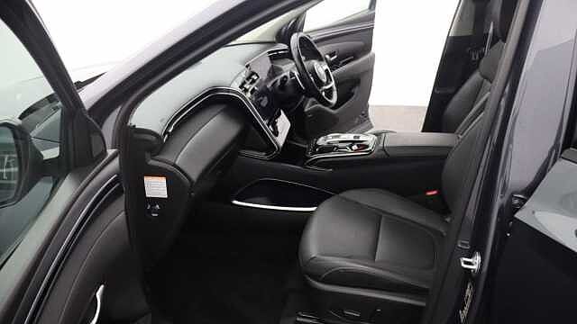 Hyundai TUCSON 1.6 h T-GDi 13.8kWh Ultimate SUV 5dr Petrol Plug-in Hybrid Auto 4WD Euro 6 (s/s)
