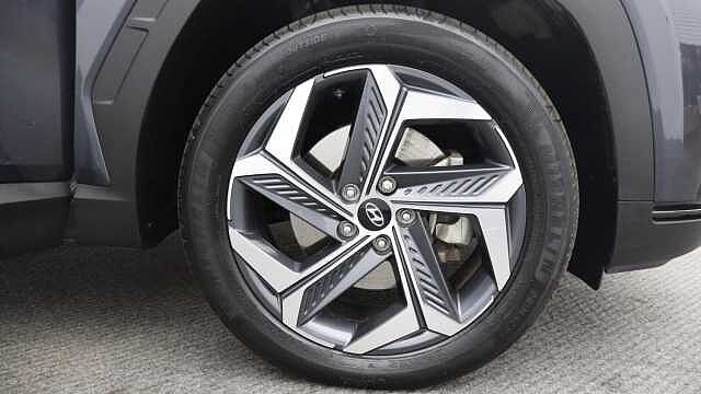 Hyundai TUCSON 1.6 h T-GDi 13.8kWh Ultimate SUV 5dr Petrol Plug-in Hybrid Auto 4WD Euro 6 (s/s)