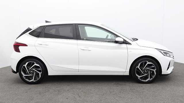 Hyundai I20 1.0 T-GDi MHEV Premium Hatchback 5dr Petrol Hybrid DCT Euro 6 (s/s) (100 ps) White