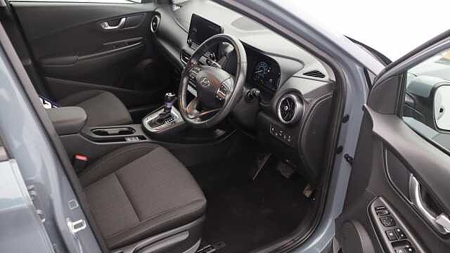 Hyundai KONA 1.6 h-GDi Premium SUV 5dr Petrol Hybrid DCT Euro 6 (s/s) (141 ps)