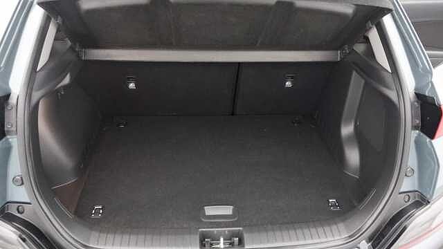 Hyundai KONA 1.6 h-GDi Premium SUV 5dr Petrol Hybrid DCT Euro 6 (s/s) (141 ps)