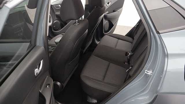 Hyundai KONA 1.6 h-GDi Premium SUV 5dr Petrol Hybrid DCT Euro 6 (s/s) (141 ps)