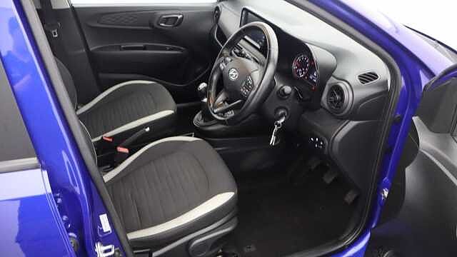Hyundai i10 1.0 SE Connect Hatchback 5dr Petrol Manual Euro 6 (s/s) (67 ps)