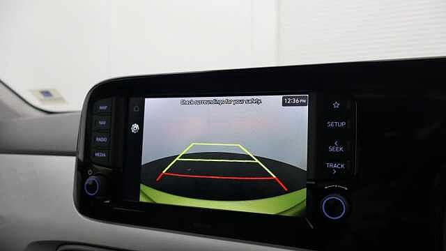 Hyundai i10 1.2 Premium Hatchback 5dr Petrol Auto Euro 6 (s/s) (79 ps)