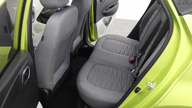Hyundai i10 1.2 Premium Hatchback 5dr Petrol Auto Euro 6 (s/s) (79 ps)