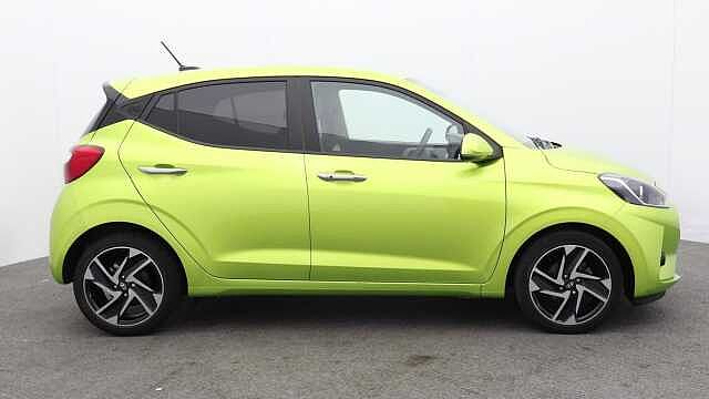 Hyundai i10 1.2 Premium Hatchback 5dr Petrol Auto Euro 6 (s/s) (79 ps)