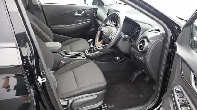 Hyundai KONA 1.0 T-GDi MHEV Premium SUV 5dr Petrol Hybrid Manual Euro 6 (s/s) (120 ps)