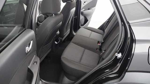Hyundai KONA 1.0 T-GDi MHEV Premium SUV 5dr Petrol Hybrid Manual Euro 6 (s/s) (120 ps)