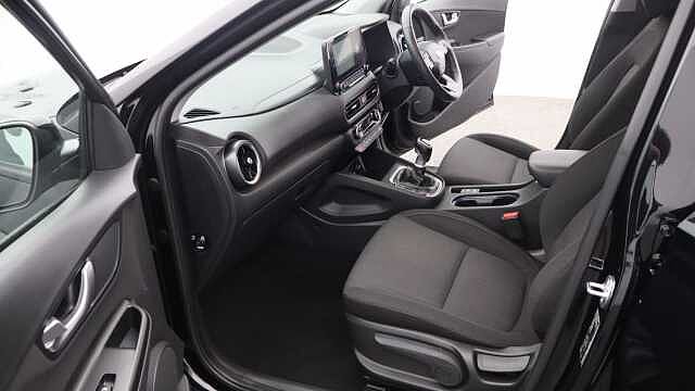 Hyundai KONA 1.0 T-GDi MHEV Premium SUV 5dr Petrol Hybrid Manual Euro 6 (s/s) (120 ps)